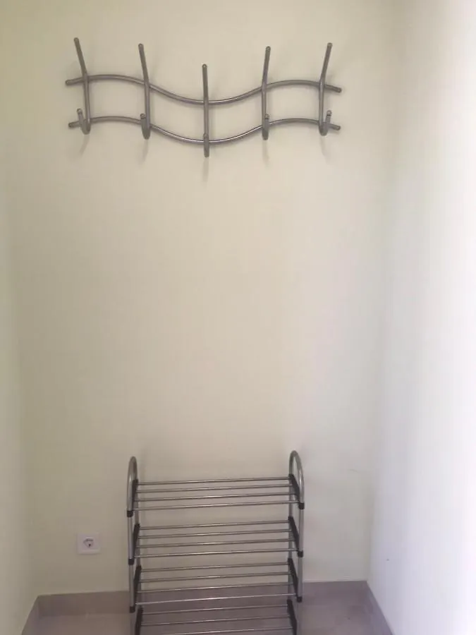 אכסניה הוסטל קייב Little House Азербайджанская 8А